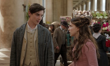 Louis Partridge and Millie Bobby Brown in 'Enola Holmes'