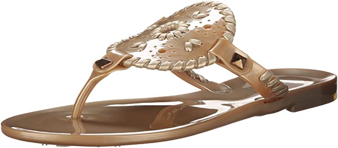 trendy sandals for wide feet
