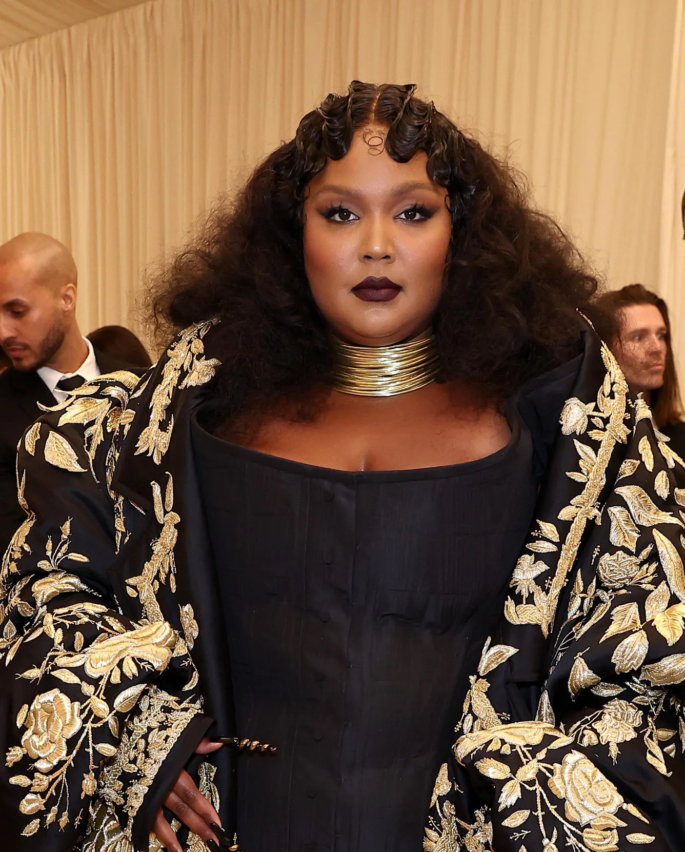 Dark Red Lipstick Was The 2022 Met Gala's Sexiest Makeup Trend