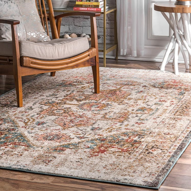 nuLOOM Shane Persian Rug