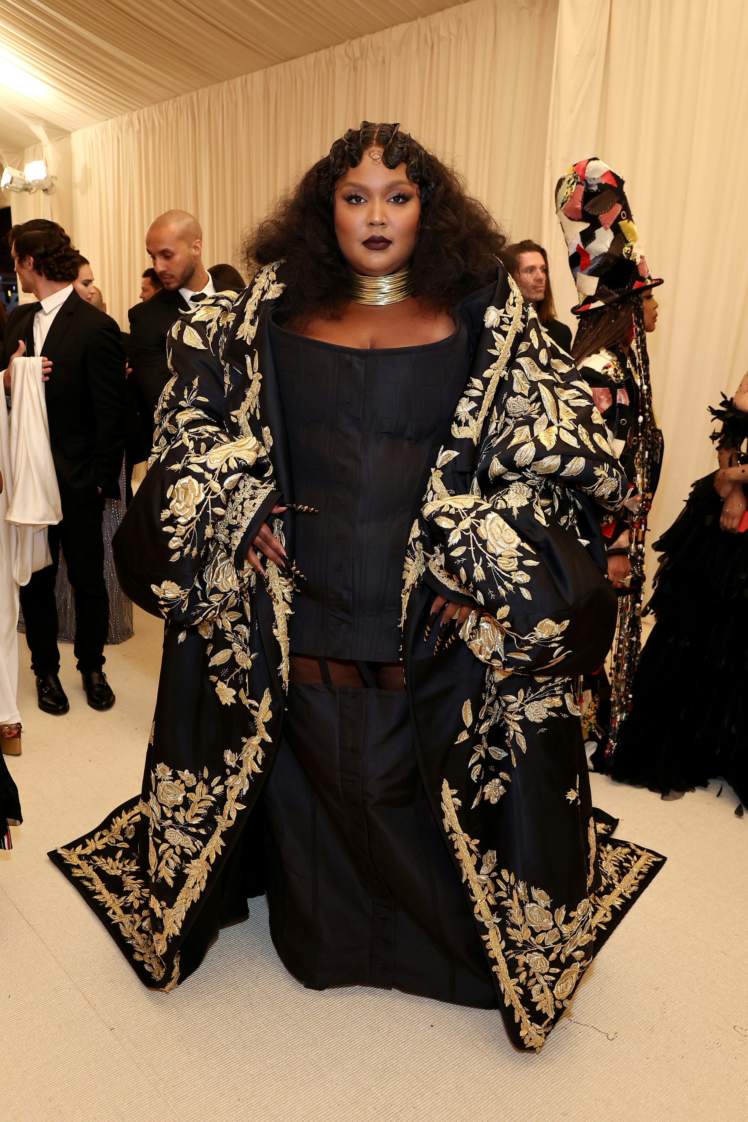 Behind the scenes of Lizzo's Met Gala 2022 hair look.