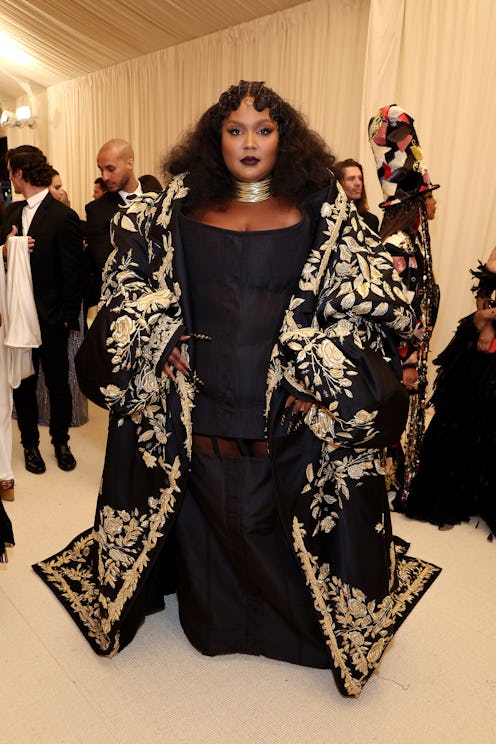 Behind the scenes of Lizzo's Met Gala 2022 hair look.