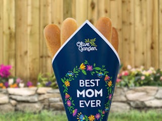 A daughter celebrates Mother's Day with her mom and needs bouquets for 2022 that aren't flowers.