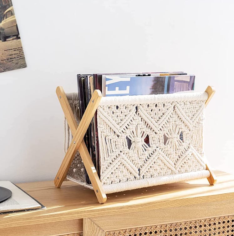 Mkono Macrame Magazine Rack