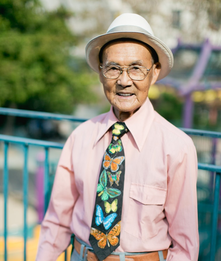 Chinatown Pretty: Stylish senior citizen photographed by Andria Lo
