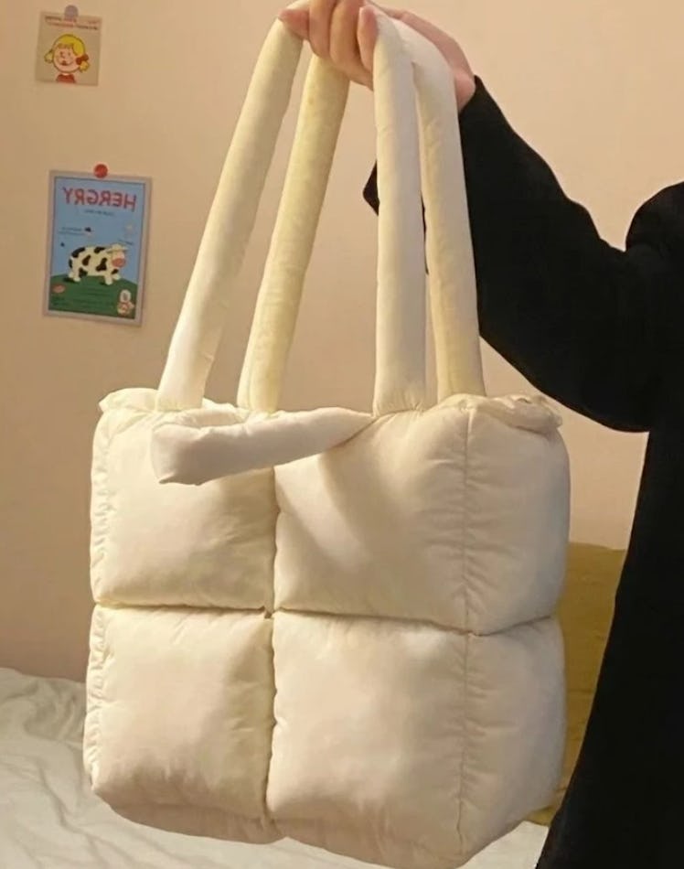 A square-shaped puffer bag from Ali Express.