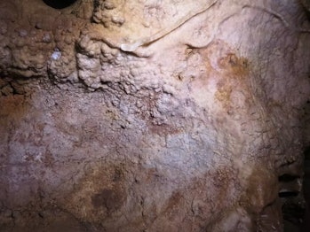 Digital photograph of hand stencil (GS3B) in Maltravieso Cave, unenhanced.