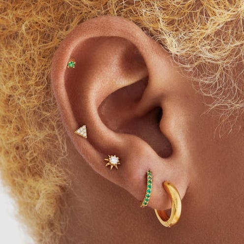 Your guide to auricle piercings, a cartilage placement perfect for a curated lobe.