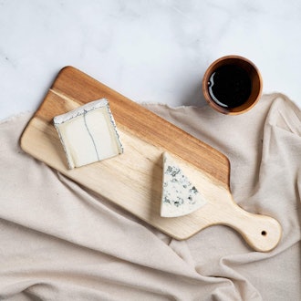 Villa Acacia Wooden Cheese Board