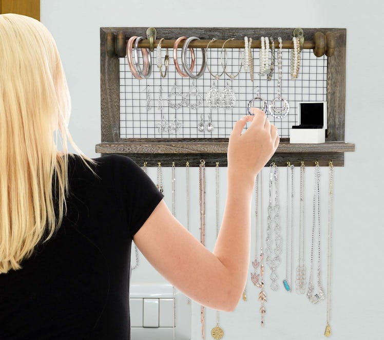 Greenco Wooden Wall Mounted Jewelry Organizer