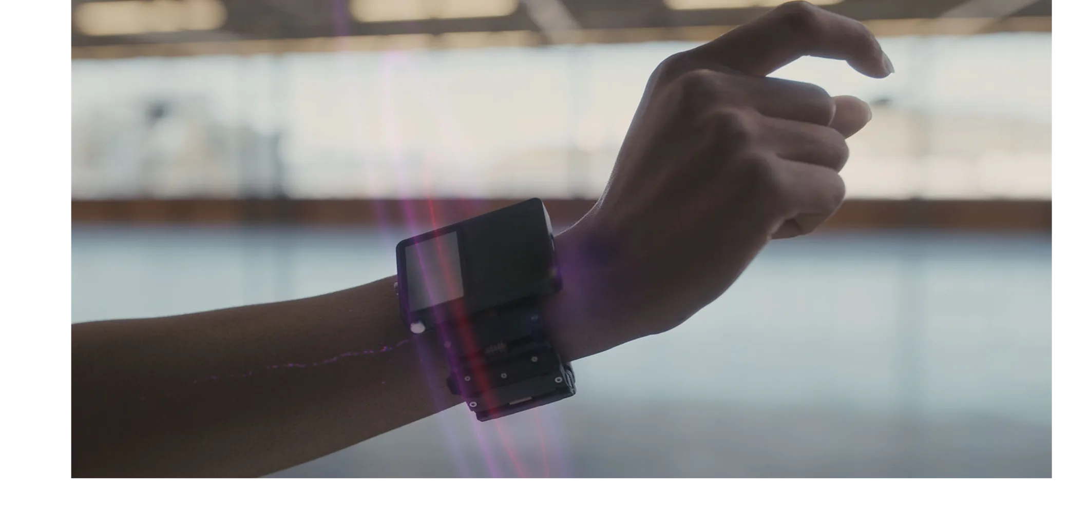 Mark Zuckerberg demoed Meta's neural interface wristband to smart ...