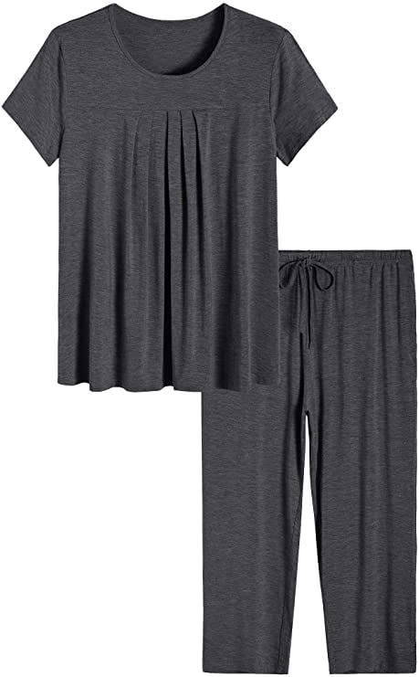 Latuza Pleated Top and Capris Pajamas