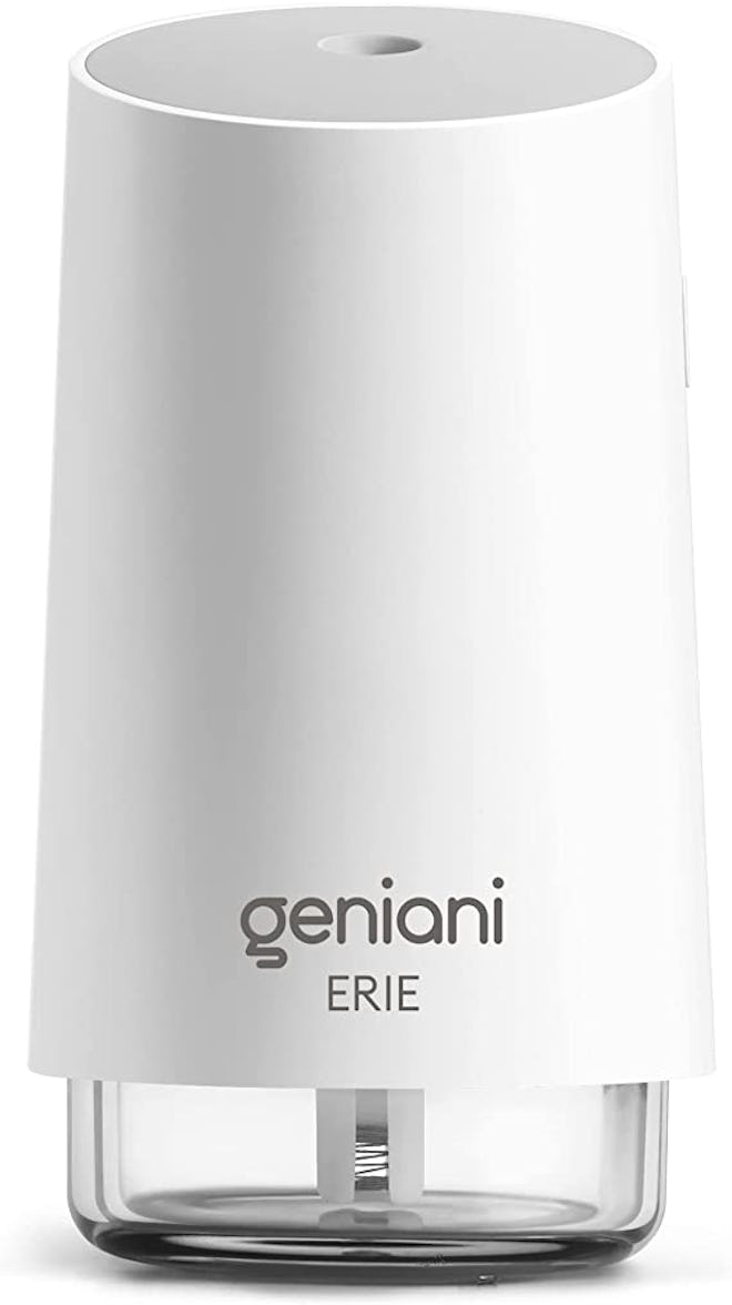 top rated humidifiers: Amazon GENIANI Portable Small Cool Mist Humidifier