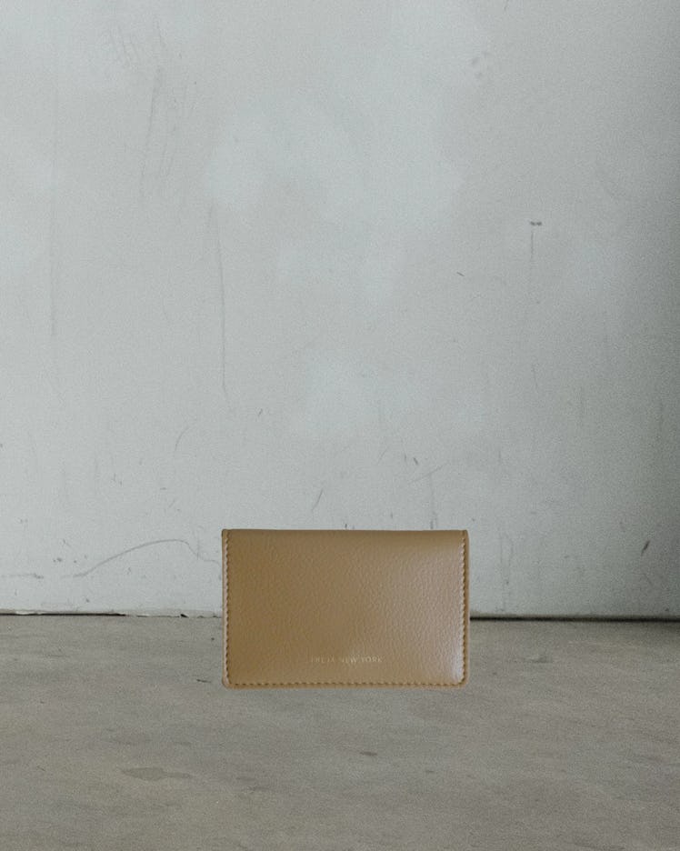 minimalist handbag brand