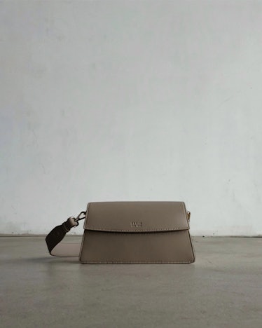 minimalist bag