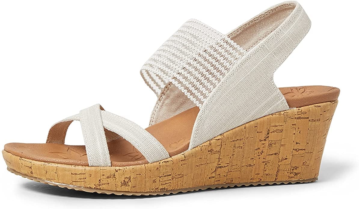 trendy sandals for wide feet