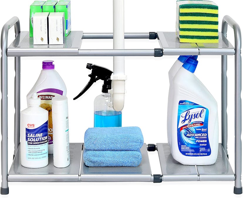 An adjustable configuration makes this expandable shelf organizer easy to adapt to your needs.
