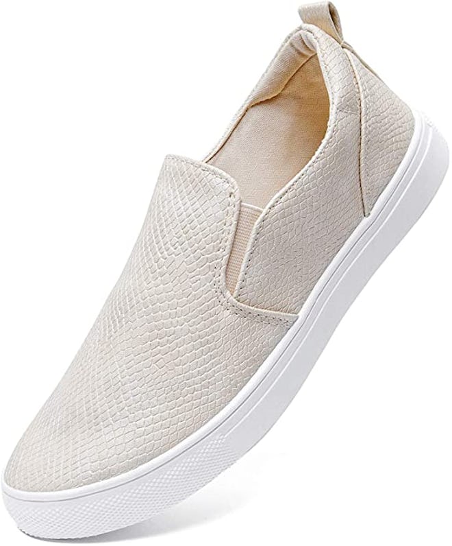 Adokoo Slip-On Sneaker