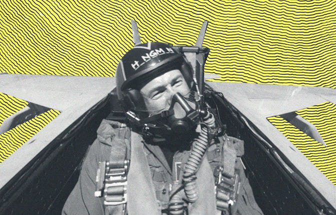 Tom Cruise in 'Top Gun: Maverick' and a white-black wavy striped background