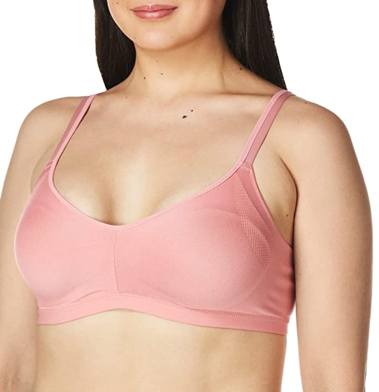 Warner&rsquo;s Easy Does It Smoothing Bra