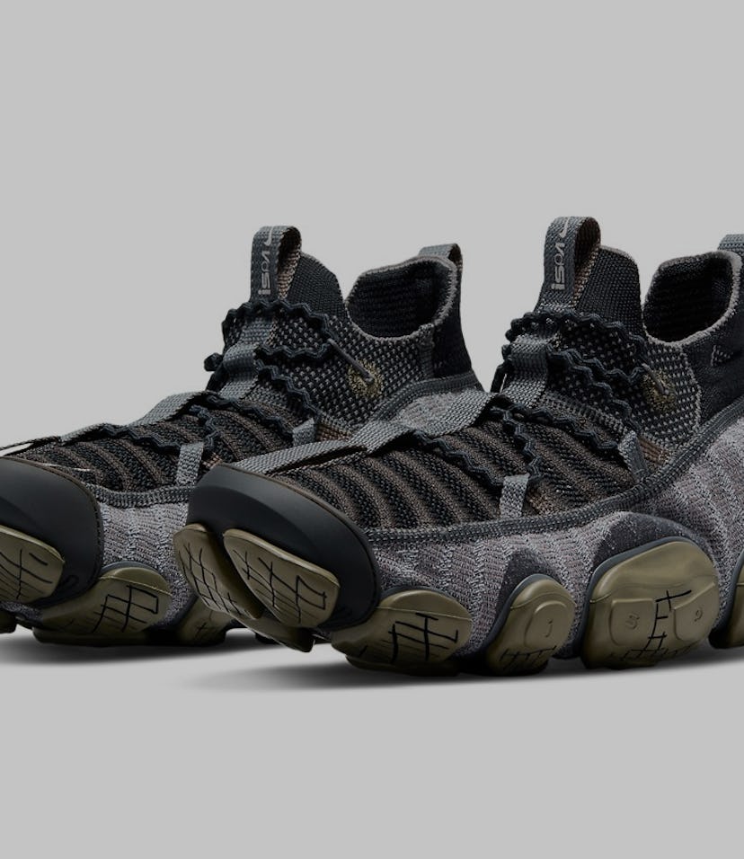 Nike's break-apart ISPA Link sneaker makes its debut in "Black" and "Barley"