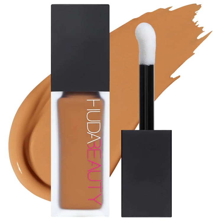 #FauxFilter Luminous Matte Buildable Coverage Crease Proof Concealer in Crumble