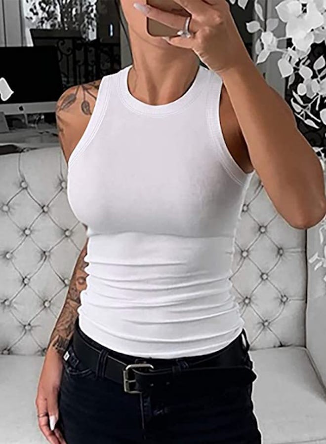 VICHYIE Basic Tank Top