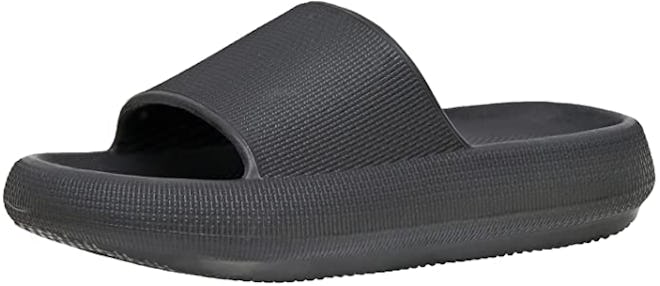 Cushionaire Feather recovery slide sandals with +Comfort