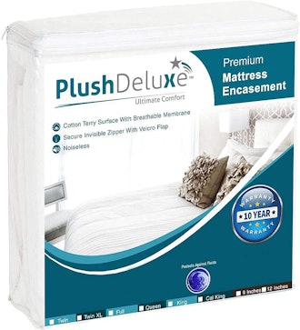 Best breathable mattress protectors plushdeluxe allergens allergies dust mites bed bugs zippered enc...