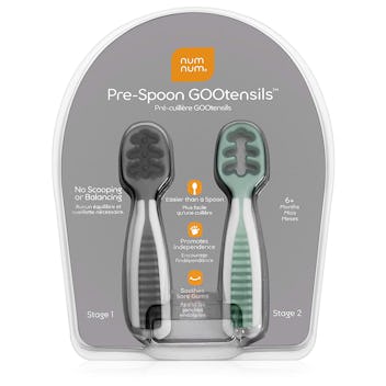 A Graduated Spoon Set for Babies
