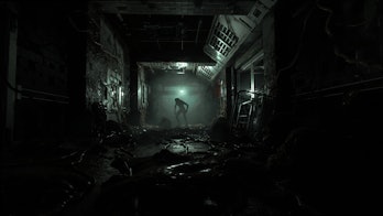 screenshot of creature in darkened hallway from The Callisto Protocol game