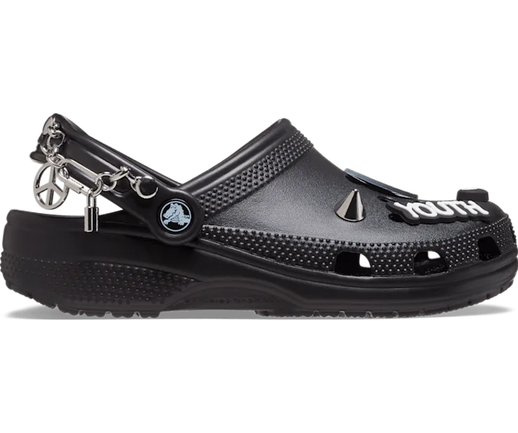 Goody Crocs These Crocs Outfits Will Convince You To Finally Buy A Pair