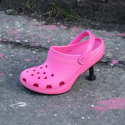 These Crocs Outfits Will Convince You To Finally Buy A Pair