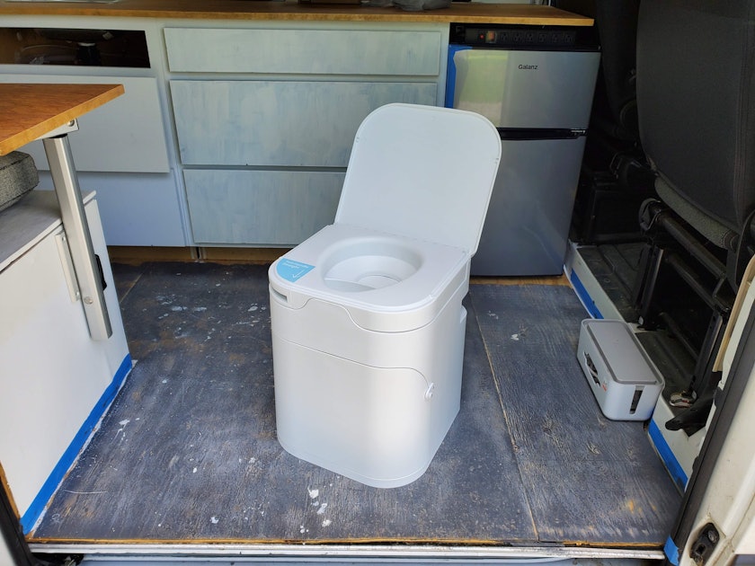 Trelino Origin Composting Toilet  Compact and Easy to Clean Composting  Toilet For Van Life 