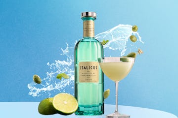 A bottle and glass of Italicus