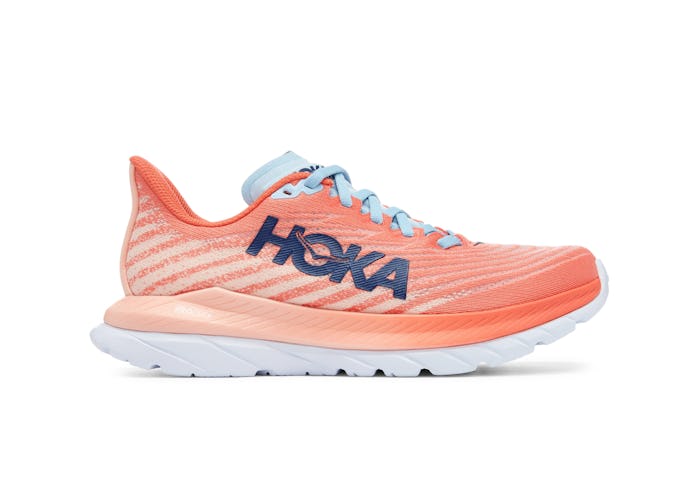Hoka’s Mach 5 sneaker offers a better run with cushy energy retention