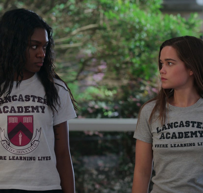 Imani Lewis as Calliope, Sarah Catherine Hook as Juliette in First Kill