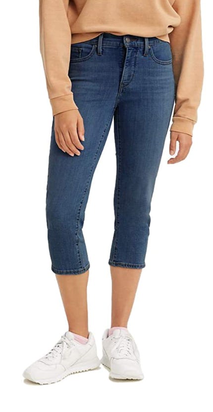 Levi&rsquo;s 311 Shaping Capri Jeans
