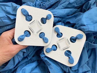 Wad-Free Bed Sheet Detangler 