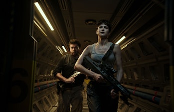 Danny McBride as Tennessee Faris and Katherine Waterston as Janet Daniels in Alien: Covenant.