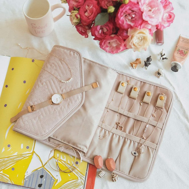 Bagsmart Travel Jewelry Organizer Roll