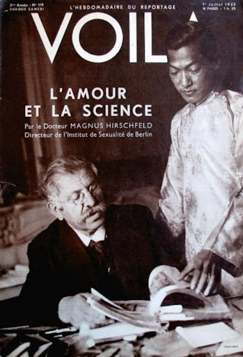 Magnus Hirschfeld and Li Shiu Tong appear on a 1933 issue of the French magazine Viola.