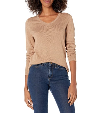 Amazon Essentials Long-Sleeve V-Neck Sweater