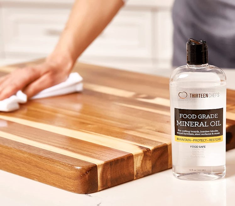 Thirteen Chefs Cutting Board Mineral Oil