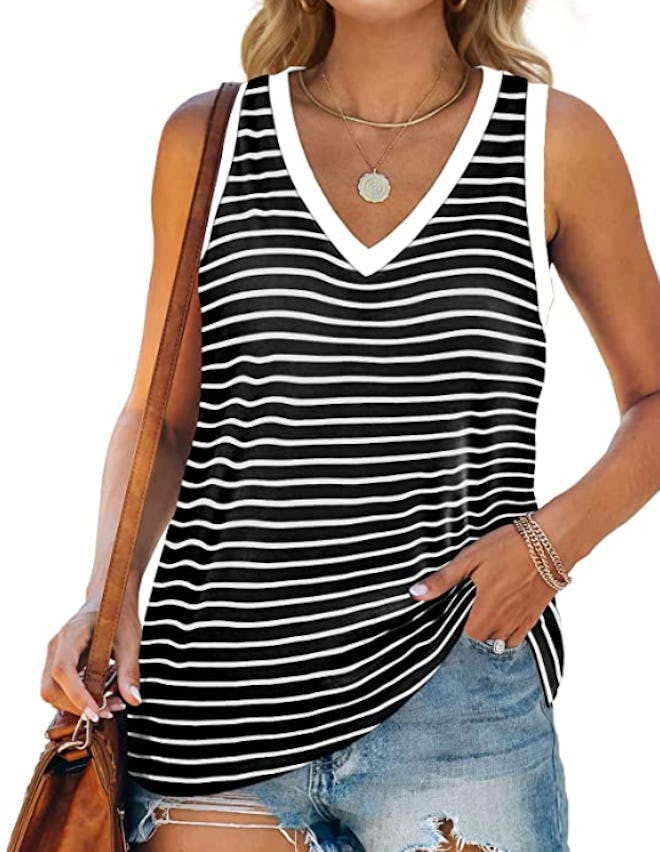 WEESO V Neck Tank Top