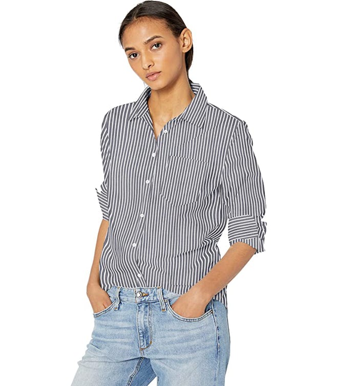 Amazon Essentials Classic-Fit Long-Sleeve Button-Down Poplin Shirt