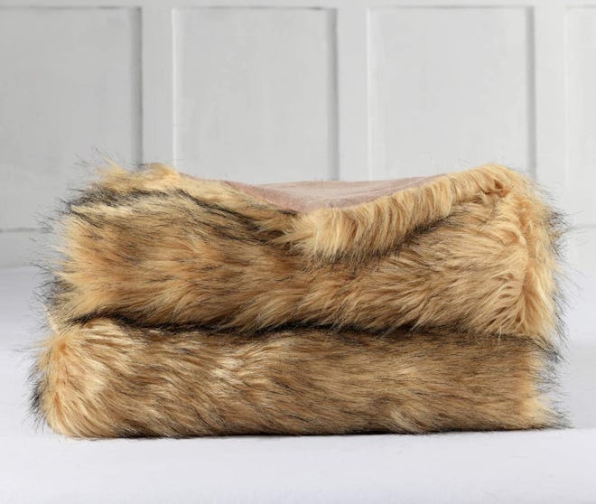 Luxury Plush Faux Fur Throw Blanket