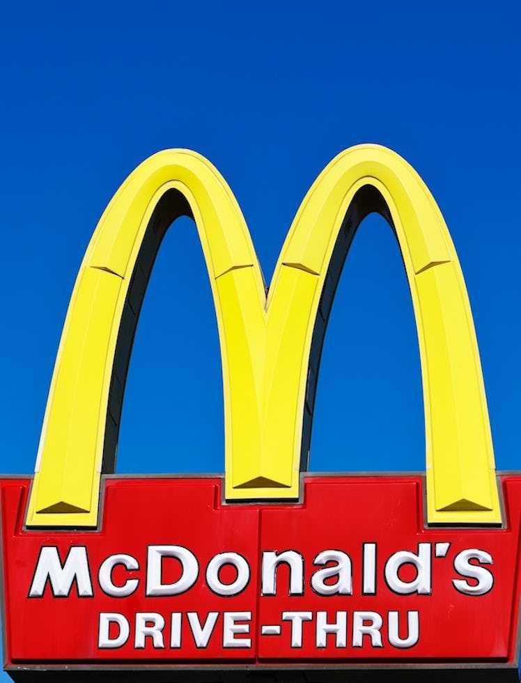 Check out these first day of summer 2022 deals from McDonald's, Jeni's, Wendy's, and more.