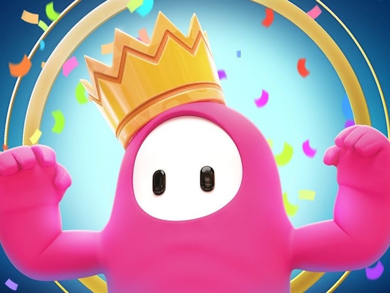 pink fall guy with crown cheering