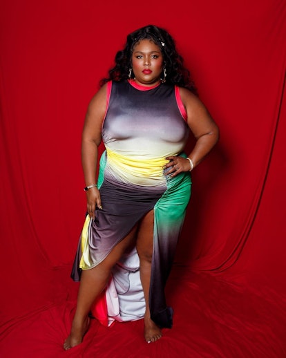 Lizzo wearing Pan African flag colored dress